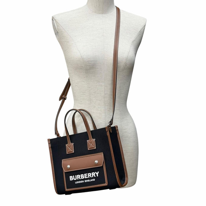 未使用品★BURBERRY バーバリー 8055749 ホースフェリープリント フレヤトート ミニ キャンバス レザー 2way ハンドバッグ 保管袋付