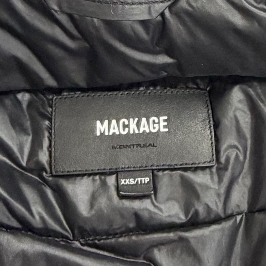 美品△MACKAGE マッカージュ REEMA ナイロン スタンドカラー 袖内側リブ使い ジップアップ ライト ダウンジャケット ブラック XXS