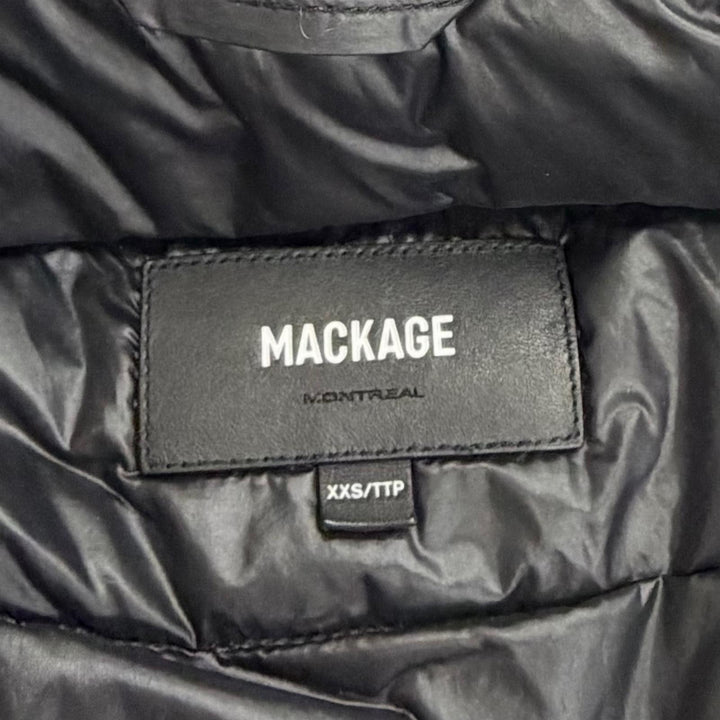 美品△MACKAGE マッカージュ REEMA ナイロン スタンドカラー 袖内側リブ使い ジップアップ ライト ダウンジャケット ブラック XXS