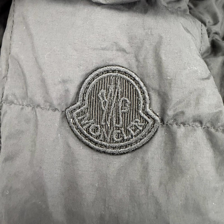 美品☆MONCLER モンクレール 22-23AW H20931A00096 ESTELAT ロゴワッペン・フード付 ダウンジャケット ブラック 00 正規品 レディース