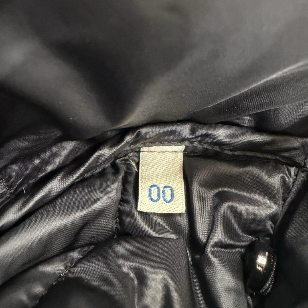 美品☆MONCLER モンクレール 22-23AW H20931A00096 ESTELAT ロゴワッペン・フード付 ダウンジャケット ブラック 00 正規品 レディース