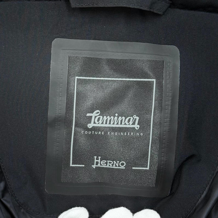 極美品★Herno ヘルノ 2023年製 PI080DL ラミナー フード付 ロゴZIP ダウンコート ブラック 38 正規品 ガーメント・ハンガー付き