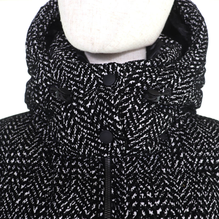 極美品☆MACKAGE マッカージュ 11542225-4A MADALYN-FLP ロゴ金具 ヘリンボーン柄 ダウンジャケット ブラック ホワイト M 正規品