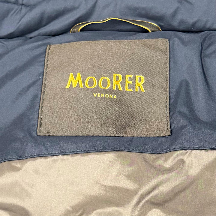 極美品★MOORER ムーレー ANGELE-LE バージンウール カシミヤ混 フード・ロゴZIP付 切替デザイン ダウンコート 紺 黒 36 ハンガー付