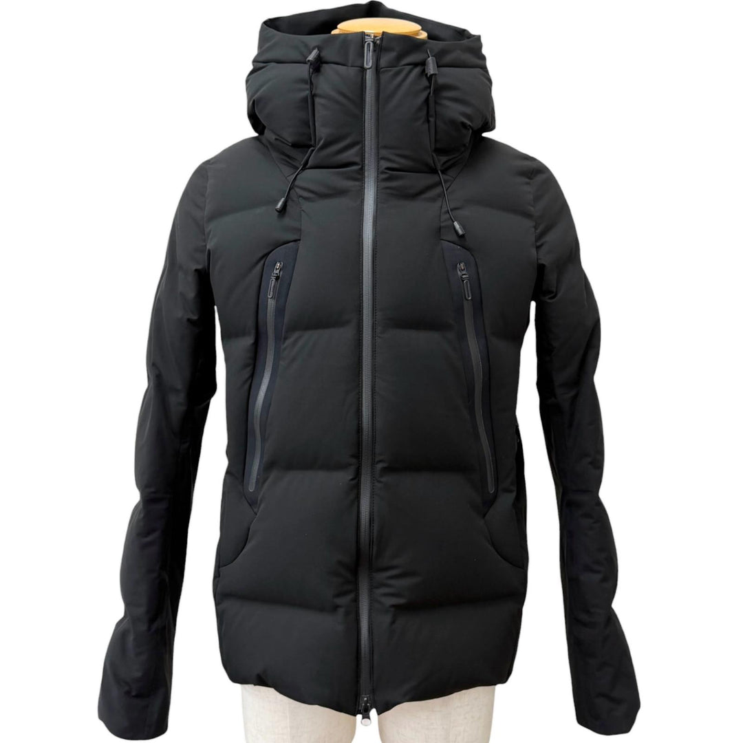 美品□DESCENTE ALLTERRAIN デサントオルテライン DAMQGK30U マウンテニア 水沢ダウン ダウンジャケット ブラック L 日本製 正規品