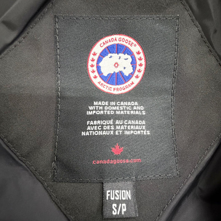 良品△CANADA GOOSE カナダグース 3802LA SHELBURNE PARKA シェルバーンパーカ ロゴワッペン ファー フード付 ダウンジャケット S 正規品