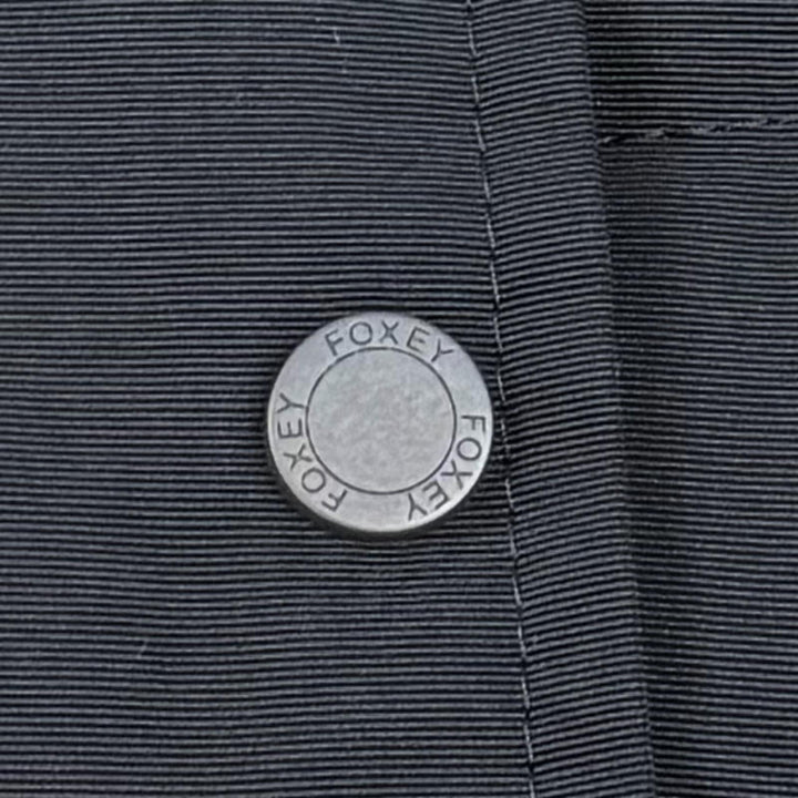 極美品★FOXEY NEW YORK フォクシー ニューヨーク 38933-MACFN106T フード・ロゴボタン付 中綿 ロングジレ ベスト ブラック 38 正規品