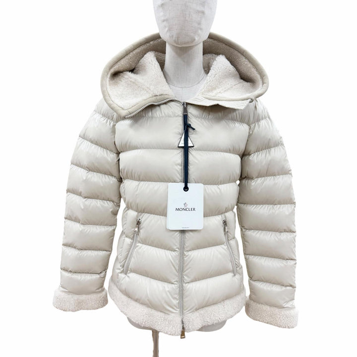 未使用品◇MONCLER モンクレール 22-23AW H20931A00102 GUICHARD ロゴワッペン付 ラムスキン切替 ダウンジャケット ベージュ 1 正規品