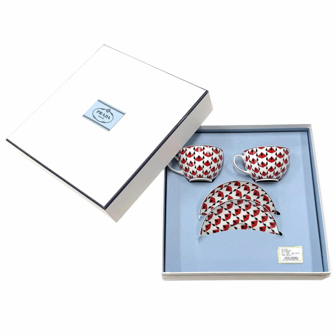 未使用品★PRADA プラダ ホームコレクション ポーセリン ティーカップ 2点セット Vienna Red ソーサー付きカップ 食器 定価61600円 箱付