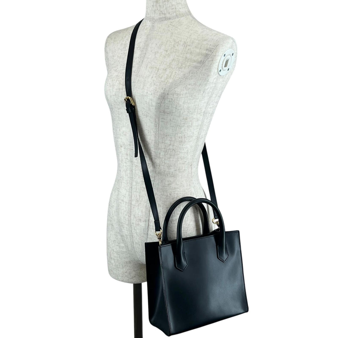 美品▲IACUCCI イアクッチ レザー 2WAY ハンドバッグ ショルダーバッグ ブラック ゴールド金具 イタリア製 レディース