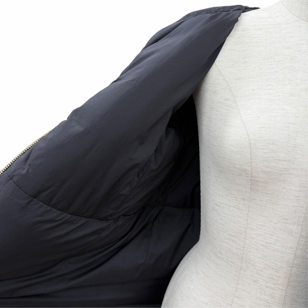 美品★Herno ヘルノ CA0275D バージンウール モヘア混 スヌード付 切替デザイン ZIP UP ノーカラー ダウンコート ブラック IT 40 正規品