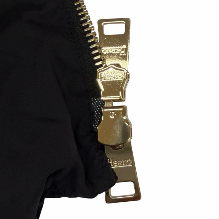 美品★Herno ヘルノ CA0275D バージンウール モヘア混 スヌード付 切替デザイン ZIP UP ノーカラー ダウンコート ブラック IT 40 正規品