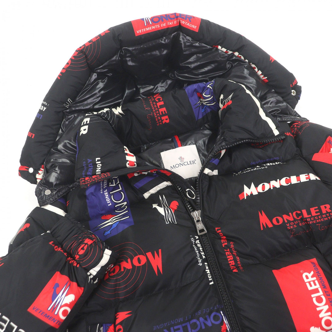 美品□MONCLER モンクレール WILSON GIUBBOTTO ロゴ総柄 ワッペン フーデッド ダウンジャケット ブラック 1 ブルガリア製 正規品 メンズ