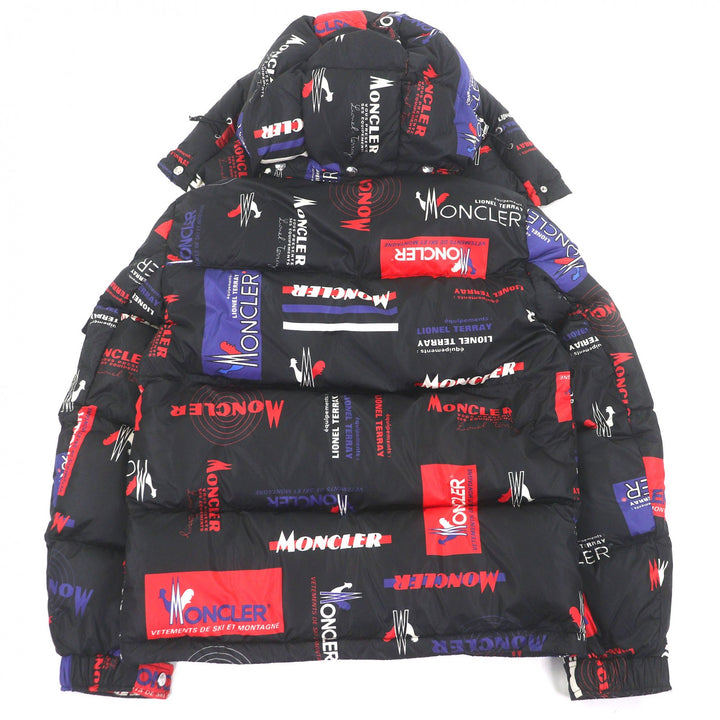 美品□MONCLER モンクレール WILSON GIUBBOTTO ロゴ総柄 ワッペン フーデッド ダウンジャケット ブラック 1 ブルガリア製 正規品 メンズ