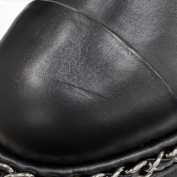 美品★CHANEL シャネル G34113 ココマーク チェーン装飾 ムートン ショートブーツ ブラック シルバー金具 35 イタリア製 レディース 箱付