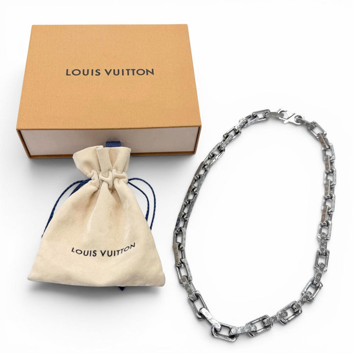 美品▼LOUIS VUITTON ルイヴィトン 2022年製 M00307 コリエ チェーン モノグラム ネックレス シルバー メンズ 定価129800円 箱・保存袋付