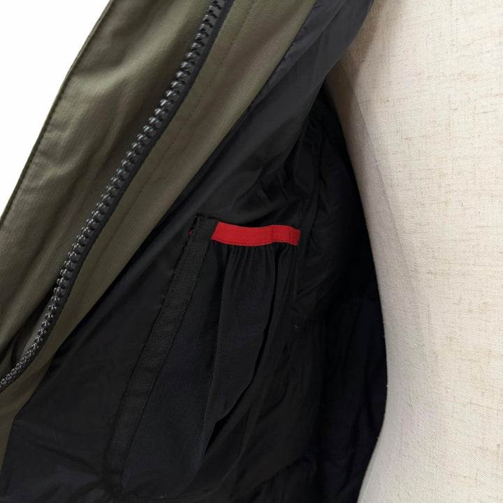 美品□THE NORTH FACE ザ・ノースフェイス ND92240 Baltro Light Jacket GORE-TEX フーデッド ダウンジャケット カーキ M 正規品 メンズ