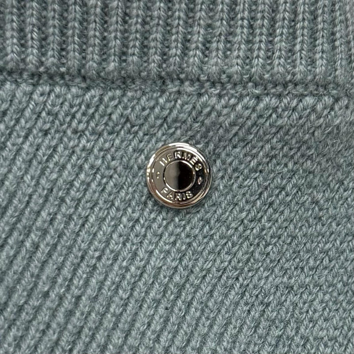 未使用品★HERMES エルメス 22AW 2H2300D1 カシミヤ100％ セリエ金具付き 台形 ニット スカート ブルー 38 英国製 正規品 レディース