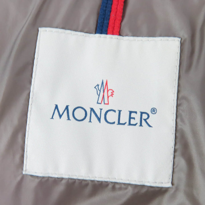 美品☆MONCLER モンクレール HERMINE エルミンヌ ロゴワッペン・フード付 ダウンコート ライトブラウン 0 正規品 レディース