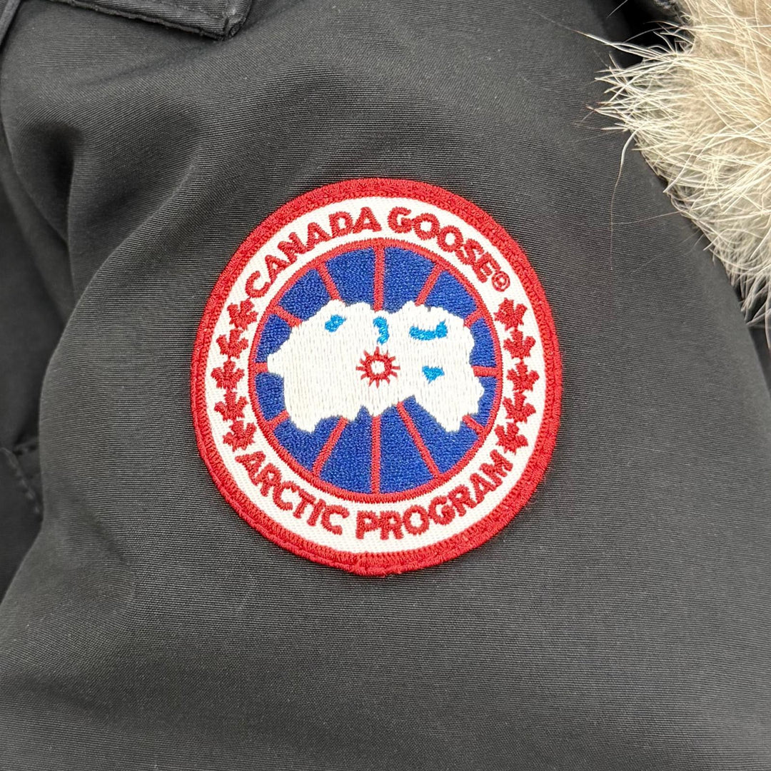 良品☆CANADA GOOSE カナダグース 6660LA TRILLIUM PARKA ラクーンファー・フード付 ダウンコート ブラック S 正規品 レディース