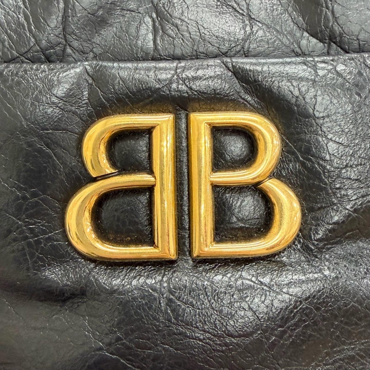極美品△BALENCIAGA バレンシアガ 806459 モナコ アリーナカーフスキン カメラバッグ チェーン ショルダーバッグ ブラック ゴールド金具
