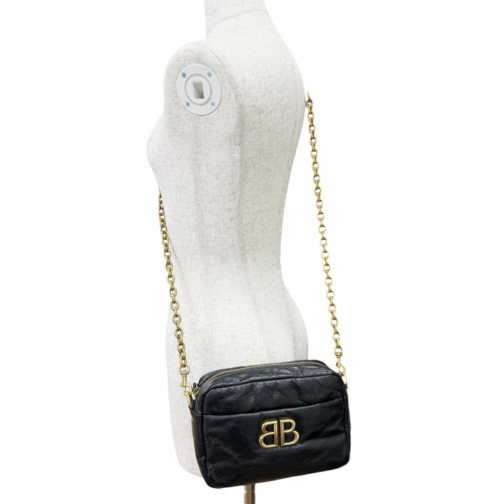 極美品△BALENCIAGA バレンシアガ 806459 モナコ アリーナカーフスキン カメラバッグ チェーン ショルダーバッグ ブラック ゴールド金具