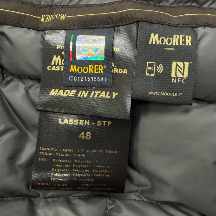 極美品▼MOORER ムーレー ACQUA PROOF LASSEN-STP フード入り ロゴ入りボタン ダウンコート ブラック 48 イタリア製 正規品 メンズ