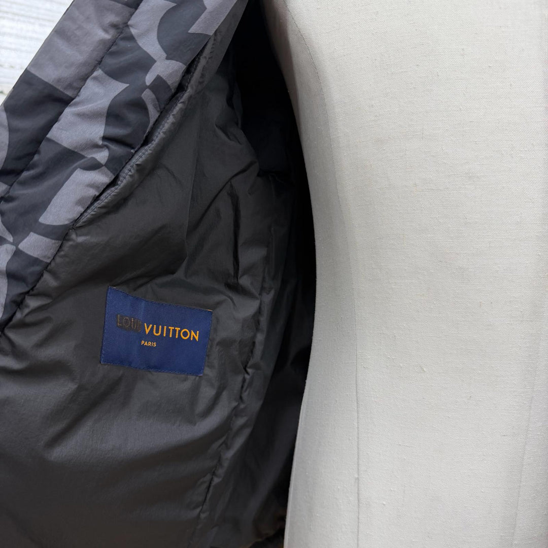 未使用品▼LOUIS VUITTON ルイヴィトン 2022年製 HMB09E モノグラムフラワー キルティング 中綿入り WZIPUP ジャケット 50 正規品 メンズ