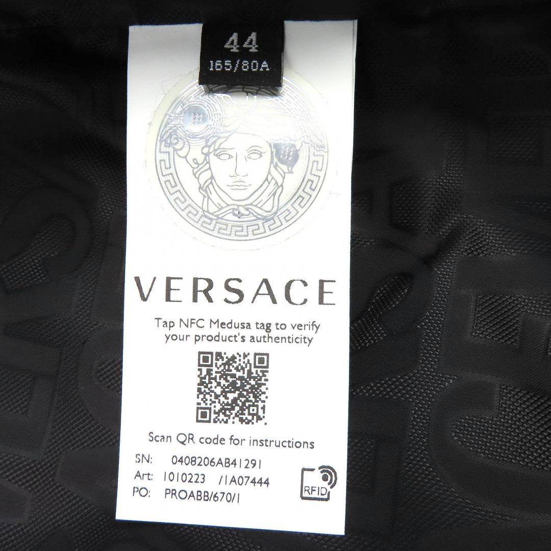 極美品△VERSACE ヴェルサーチ 2023年製 1010223 メデューサボタン 裏地ロゴ柄 ボア ブルゾン ジャケット ブラック 44 イタリア製 正規品