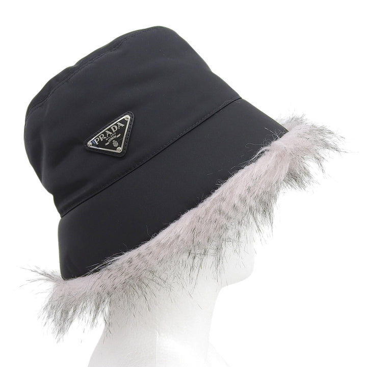 未使用品▲PRADA プラダ 1HC137 三角ロゴプレート ファー付 Re-Nylon バケットハット ブラック S イタリア製 正規品 レディース 保存袋付