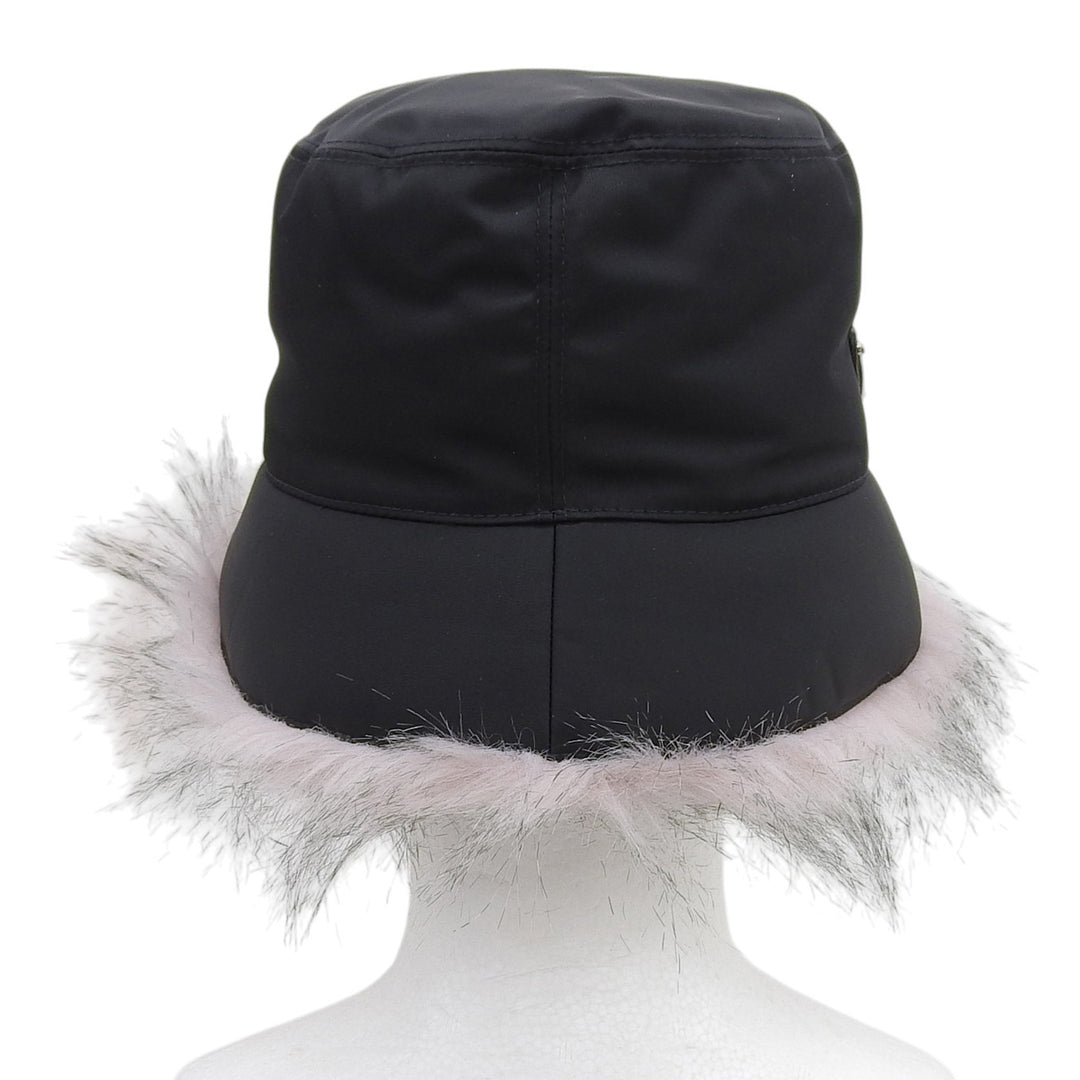 未使用品▲PRADA プラダ 1HC137 三角ロゴプレート ファー付 Re-Nylon バケットハット ブラック S イタリア製 正規品 レディース 保存袋付