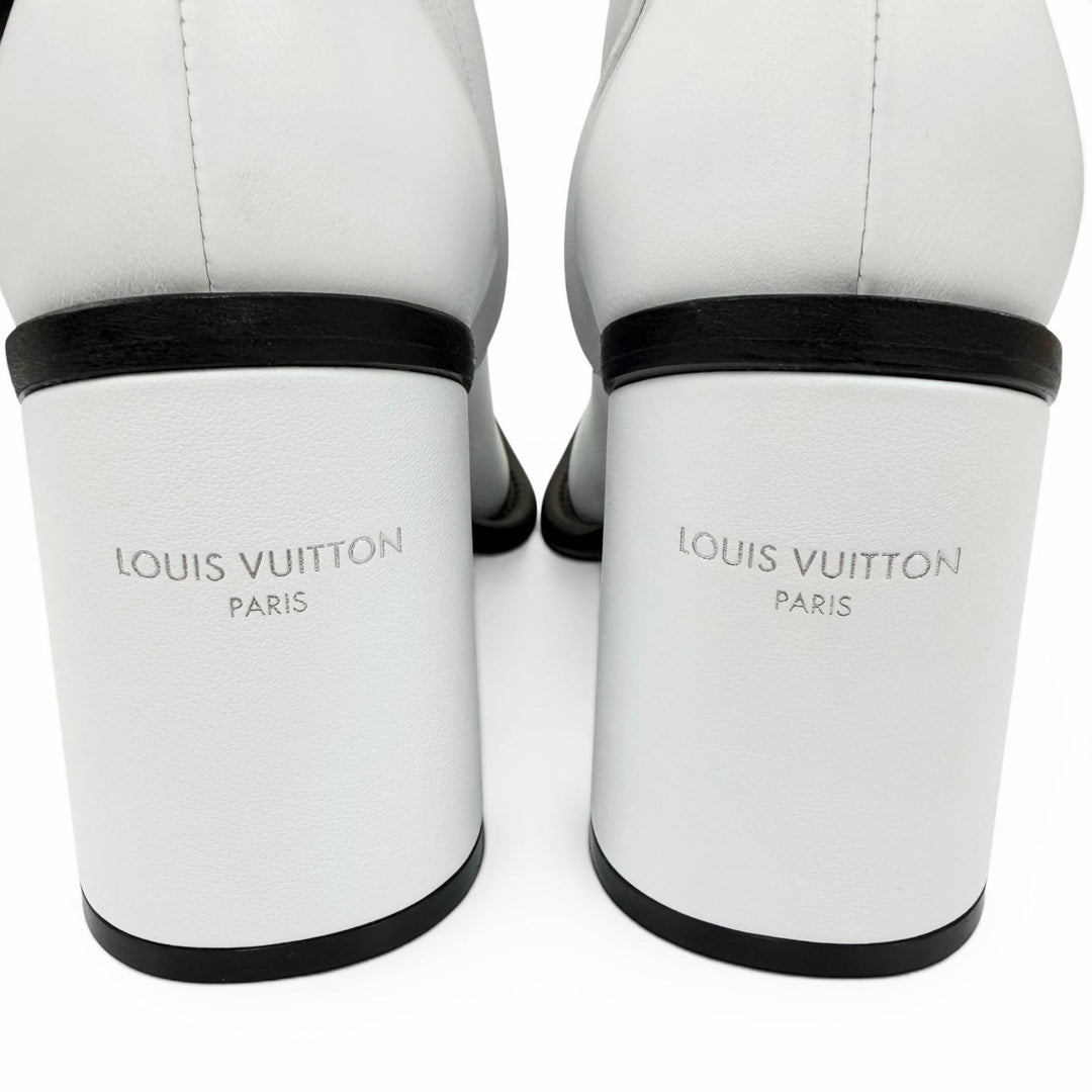極美品☆LOUIS VUITTON ルイヴィトン 2024年製 ベルリン・ライン レザー アンクルブーツ ホワイト 37 イタリア製 レディース 箱・保袋付