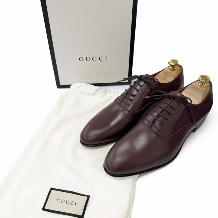 未使用品□GUCCI グッチ レザー GGロゴ金具 プレーントゥ レースアップ ドレスシューズ バーガンディ 8 イタリア製 メンズ 箱・保存袋付