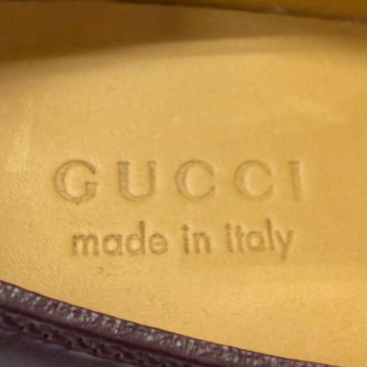 未使用品□GUCCI グッチ レザー GGロゴ金具 プレーントゥ レースアップ ドレスシューズ バーガンディ 8 イタリア製 メンズ 箱・保存袋付