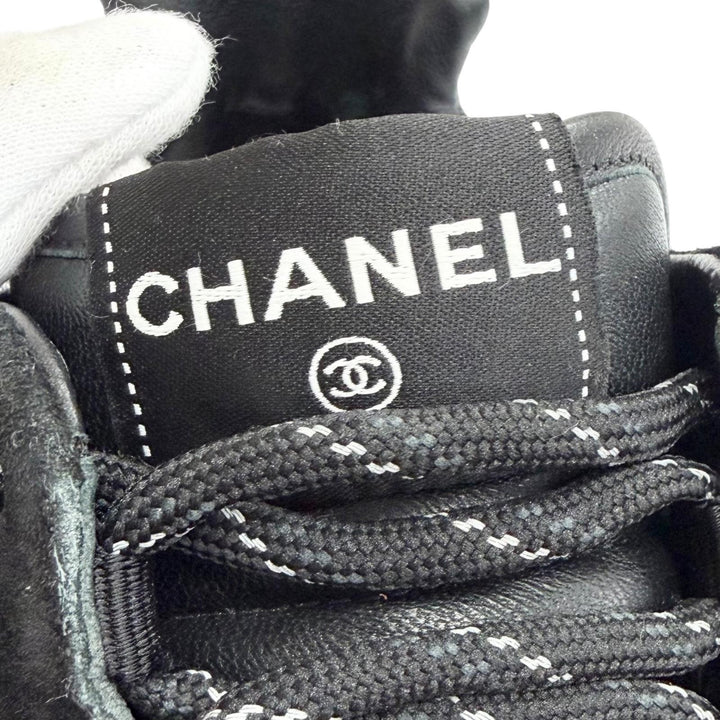 美品△CHANEL シャネル G38290 ココマーク マトラッセ ロゴソール スウェードレザー スニーカー ブラック ホワイト 39 レディース メンズ