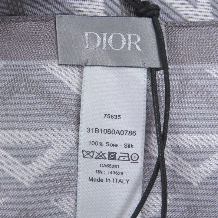 未使用品□DIOR ディオール オム 31B1060A0786 シルク100％ CDダイヤモンド ポケットチーフ スカーフ ハンカチ グレー イタリア製 メンズ