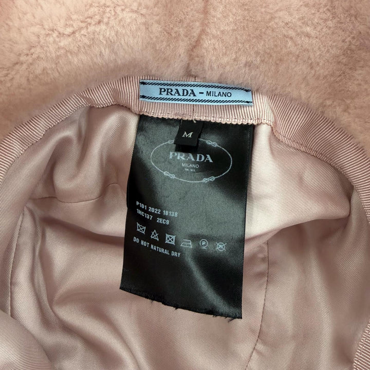 美品☆PRADA プラダ 1HC137 シープスキンファー トライアングルロゴプレート バケットハット ピンク M イタリア製 正規品 レディース
