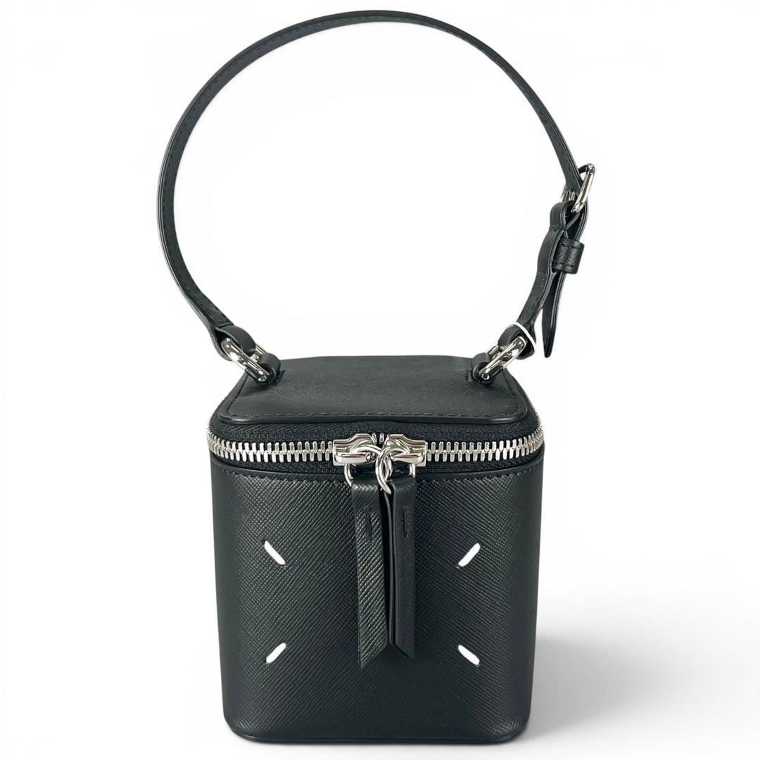未使用品▲Maison Margiela メゾンマルジェラ SA2VL0012 レザー バニティバッグ ハンドバッグ ブラック 伊製 レディース 定価114400円