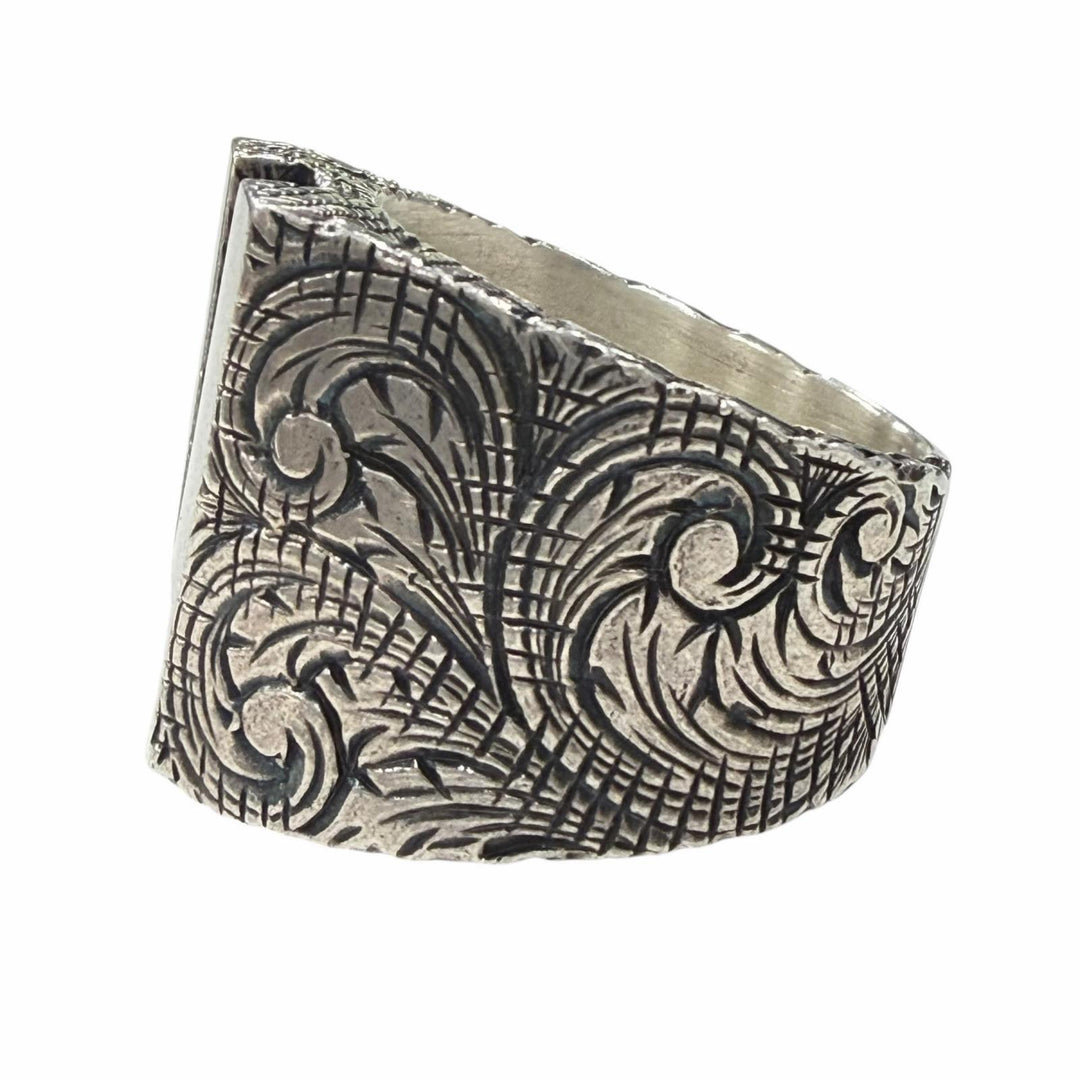 美品▼GUCCI グッチ アラベスク アルファベット V レターリング AG925 指輪 シルバー L JP18号 伊製 重量26.00g メンズ アクセサリー