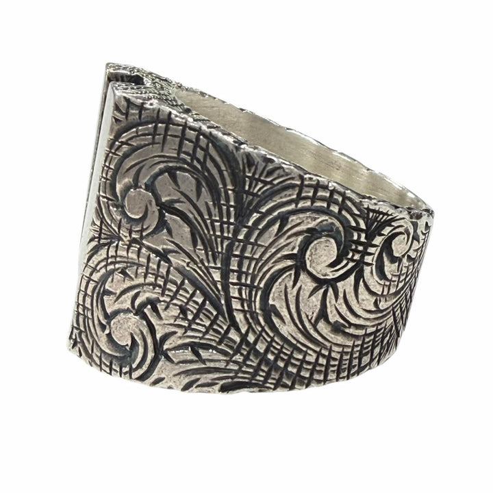 美品▼GUCCI グッチ アラベスク アルファベット V レターリング AG925 指輪 シルバー L JP18号 伊製 重量26.00g メンズ アクセサリー