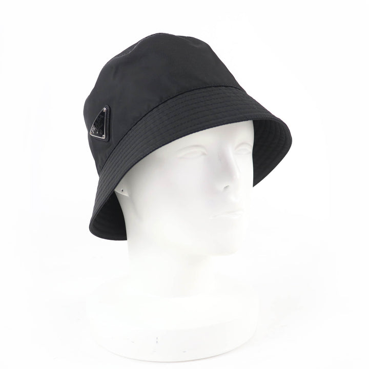 極美品☆PRADA プラダ 1HC137 RE-NYLON トライアングルロゴプレート バケット ハット ブラック S イタリア製 正規品 レディース