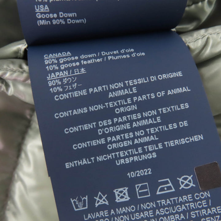 極美品☆Herno ヘルノ 2022年製 PI001687D ロゴ金具 裾デザイン フード付 ZIP UP ダウンベスト グリーン 44 正規品 レディース