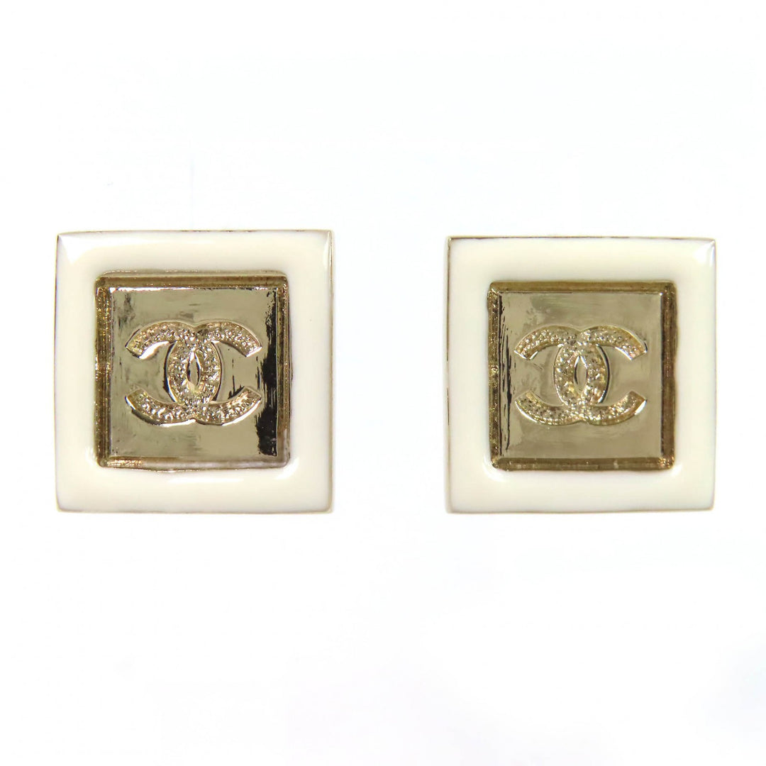 極美品△CHANEL シャネル B24C ココマーク スクエア ピアス アクセサリー 両耳用 ゴールド ホワイト 箱付き イタリア製 レディース