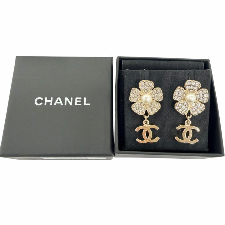 極美品☆CHANEL シャネル 2023年製 B23S ココマーク パール・ビジュー フラワー ピアス ゴールド イタリア製 レディース 箱・保存袋付き