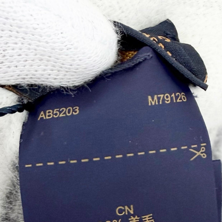 未使用品△LOUIS VUITTON ルイヴィトン 2023年製 M79126 マフラー モノグラム シャドウ ウール カシミヤ 大判 ショール グリ 英国製 正規品