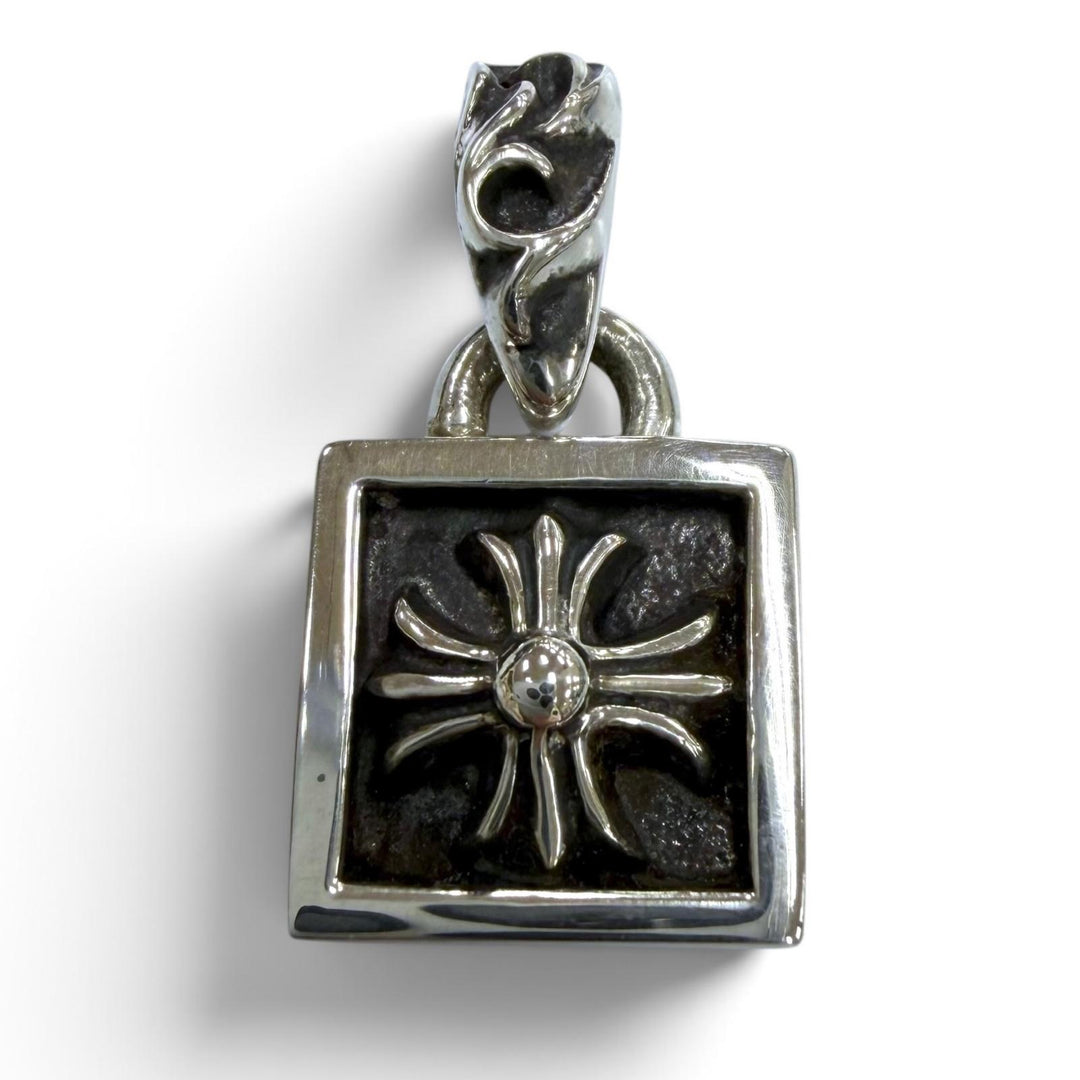 極美品▼CHROME HEARTS クロムハーツ FRAMED CH PLUS フレームドCHプラス 925 2020年購入 ペンダントトップ シルバー 重量5.1g メンズ