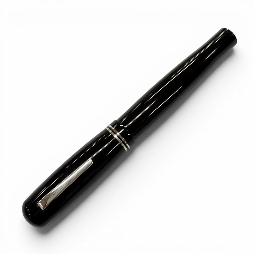 極美品▼DELTA デルタ 366 ペン先18K Mニブ 万年筆 ブラック シルバー イタリア製 メンズ ケース・カートリッジ付き