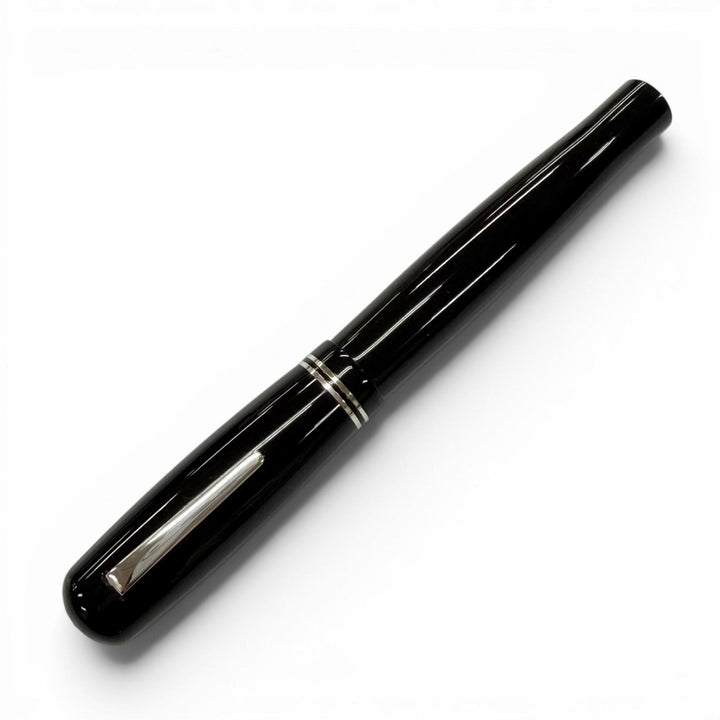 極美品▼DELTA デルタ 366 ペン先18K Mニブ 万年筆 ブラック シルバー イタリア製 メンズ ケース・カートリッジ付き