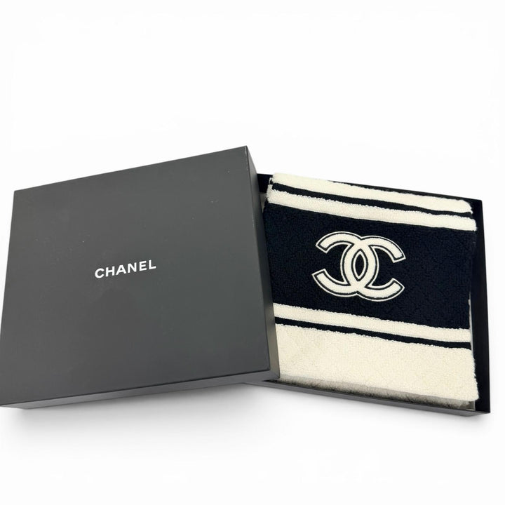 極美品☆CHANEL シャネル 19B カシミヤ100％ マトラッセ ココマーク 大判ショール マフラー ブラック ホワイト レディース 箱付き
