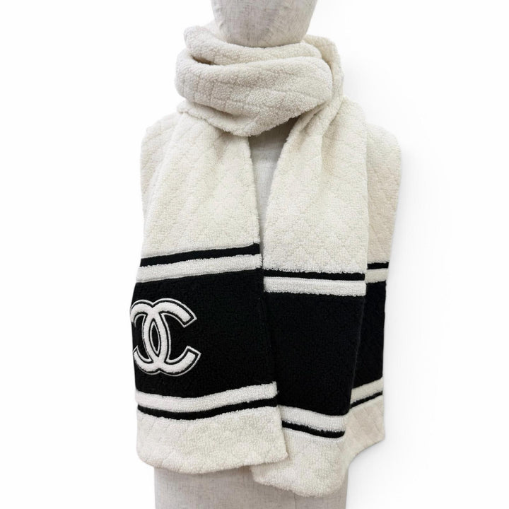 極美品☆CHANEL シャネル 19B カシミヤ100％ マトラッセ ココマーク 大判ショール マフラー ブラック ホワイト レディース 箱付き